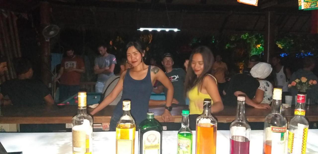Hotel The Shark'S Tail Dive Center Daanbantayan Exterior foto