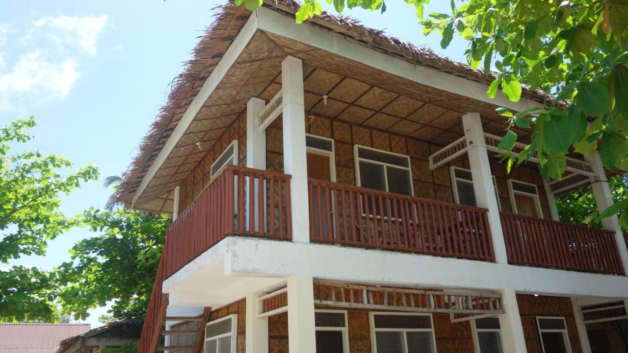 Hotel The Shark'S Tail Dive Center Daanbantayan Exterior foto