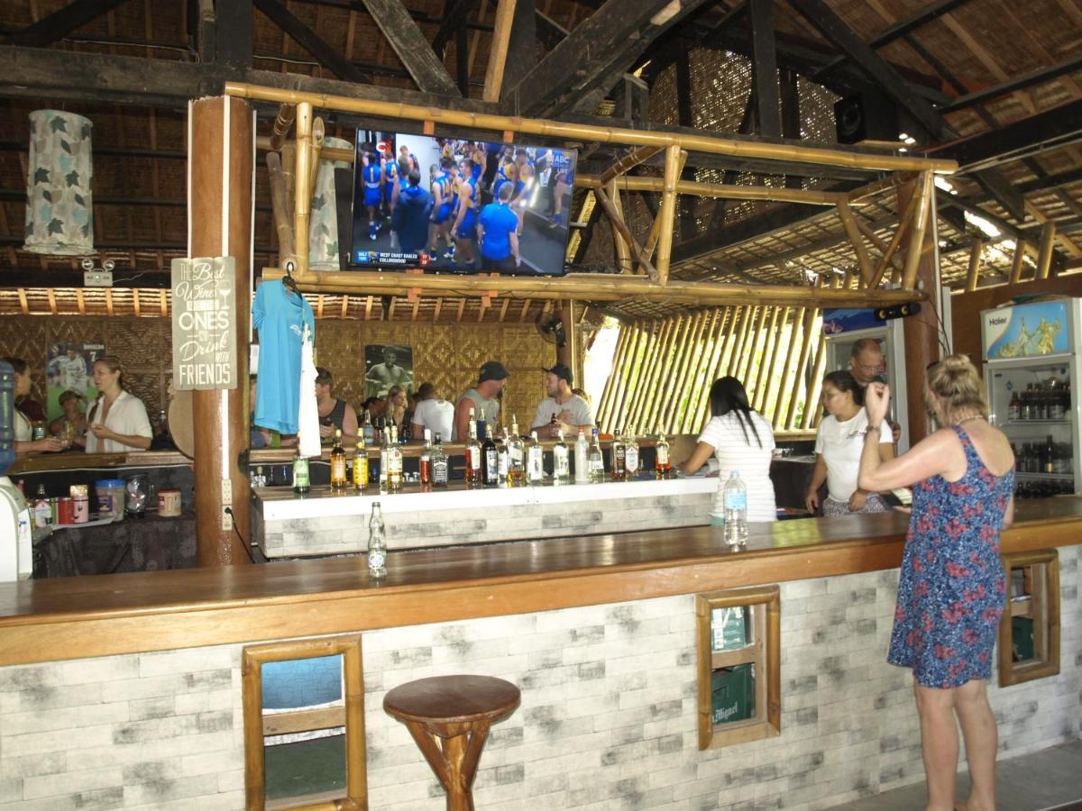 Hotel The Shark'S Tail Dive Center Daanbantayan Exterior foto